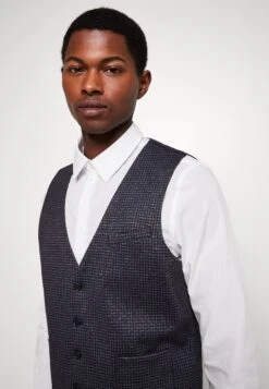 Lindbergh Houndtooth Waistcoat - Waistcoat - Navy -Stock X f9e9c6835edd44d7bec6e2a8f9bcf477