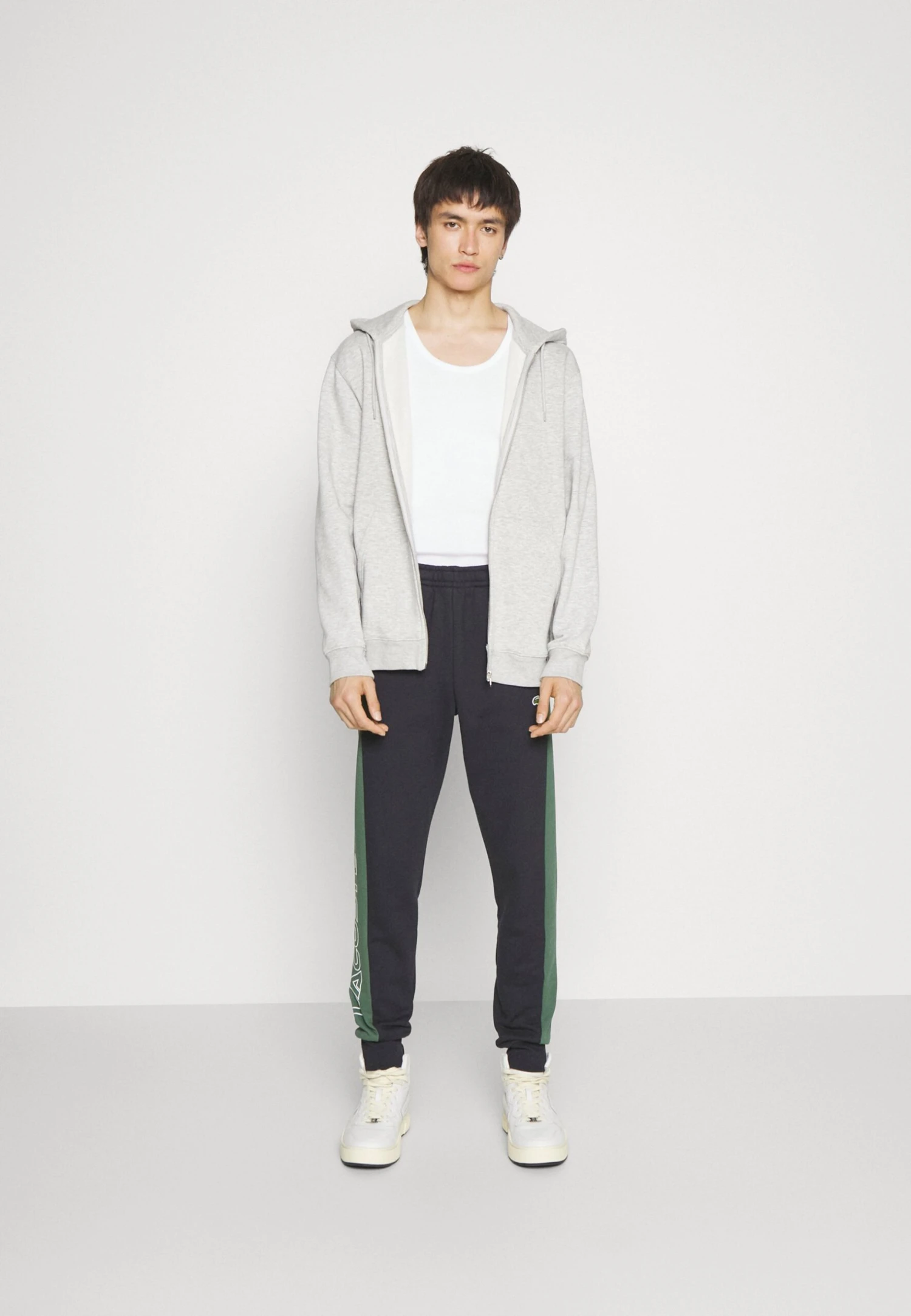 Lacoste Unisex - Tracksuit Bottoms - Abysm/Sequoia 4 Lacoste Unisex - Tracksuit Bottoms - Abysm/Sequoia - Image 2
