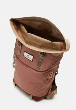 Doughnut Christopher Small Jungle Backpack Unisex - Rucksack - Chestnut -Stock X fa4e7fb048aa47649c6e79d39fe82cab