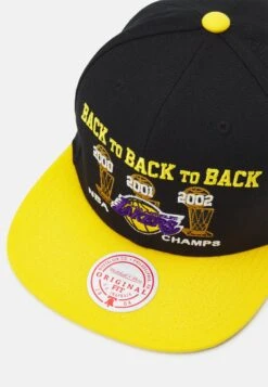 Mitchell & Ness Nba Los Angeles Lakers Champs Snapback - Cap - Black / Gold -Stock X facb1c729f2349cf91780effde1f4a2e