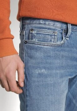 Denham Razor- Slim Fit Jeans - Light Blue -Stock X fbc1516365c1471dafbdf4e6ec4d3ce8