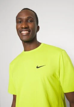 Nike Performance Hyverse - Sports T-Shirt - Bright Cactus/Black -Stock X fc5362ee44064f6db58aff61685ecc70