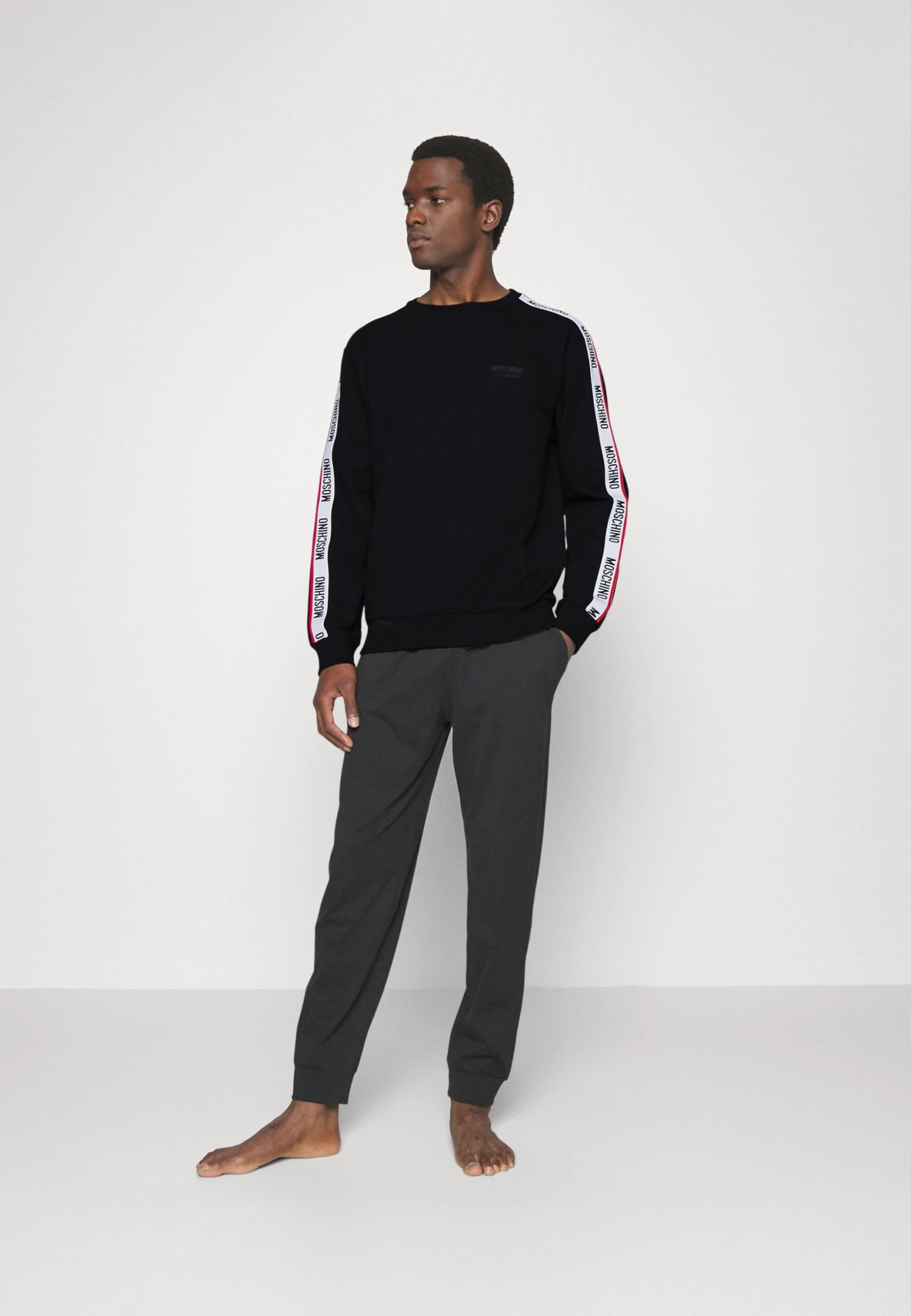 Crewneck - Pyjama Top - Black 4 Crewneck - Pyjama Top - Black - Image 2