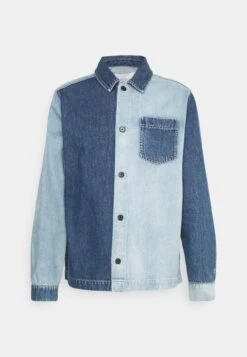 Les Deux Layton Contrast Hybrid Shirt - Shirt - Medium/Antique Blue Wash -Stock X fd0d842a511c4a8985f3bd147a3c06e3