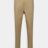 SAMSØE SAMSØE Silas Trousers - Trousers - Elmwood 2 SAMSØE SAMSØE Silas Trousers - Trousers - Elmwood -Stock X fd8b87671e574fd094aa8e1c0367b1d7