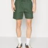 Foret Gust - Tracksuit Bottoms - Dark Green