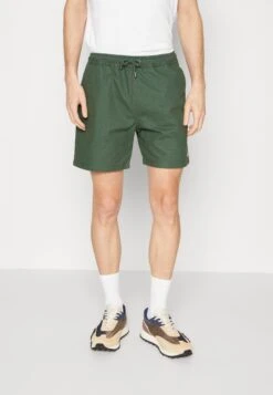 Foret Gust - Tracksuit Bottoms - Dark Green