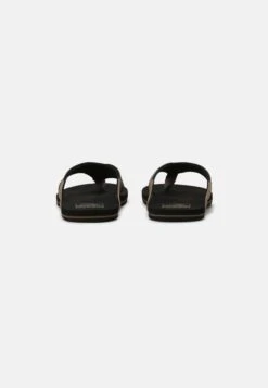 Reef Newport - T-Bar Sandals - Black -Stock X ff50f30073b4497ebf57e5d5cba9b941