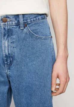 Wrangler Redding - Relaxed Fit Jeans - Electric Dreams -Stock X ffa288534f5d4c3680892c7ce420a5fd